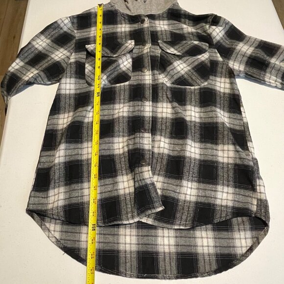 Black & White Plaid Button-Up Shirt With Gray Hood By Miss Selfie S - Picture 9 of 11